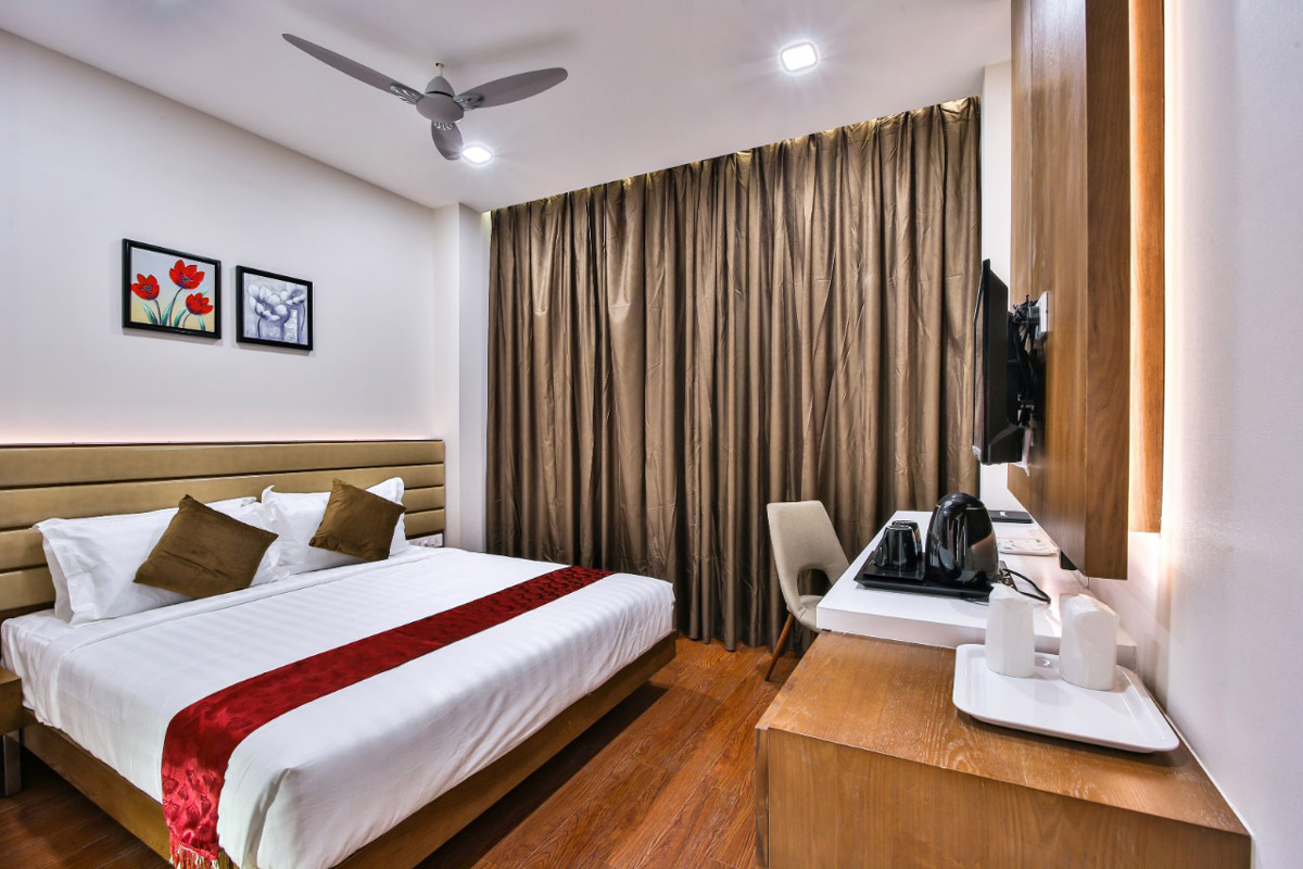 hotel-rooms